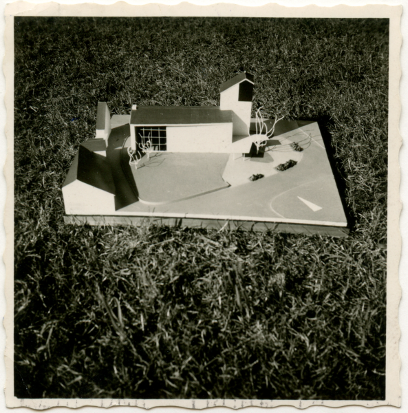 Datei:Kirche Heidenoldendorf Modell.png