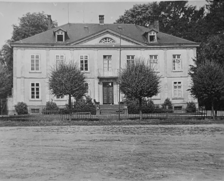 Datei:Rittergut vorn Kienitz 1949.jpg