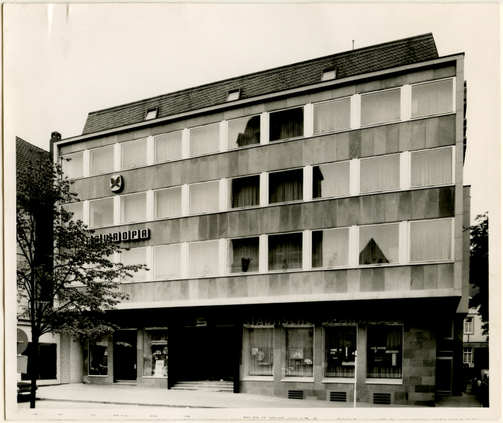 Datei:DT-Marktplatz BA DT-27-10.png