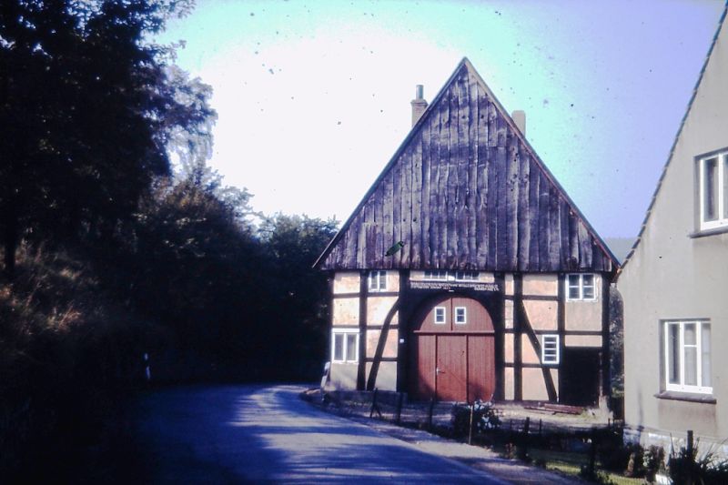 Datei:DT-Hk-Denkmalstr27ost.jpg