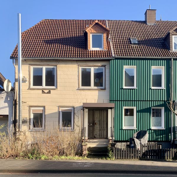Datei:DT-Behringstr23 JK2025.jpg