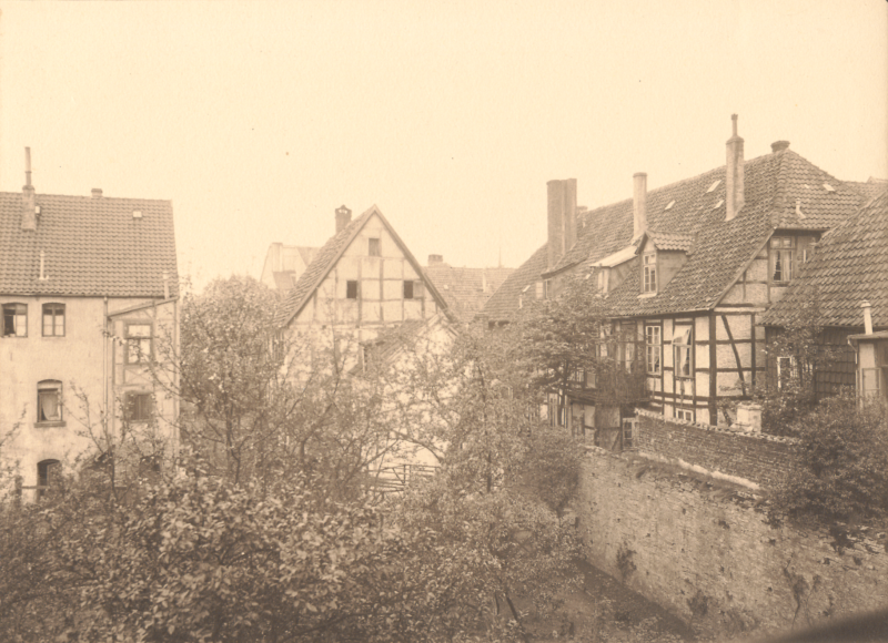 Datei:DT-Baumstr2+4 HSA 6501.png