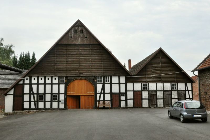 Datei:Dorfstrasse80 110710 1.jpg