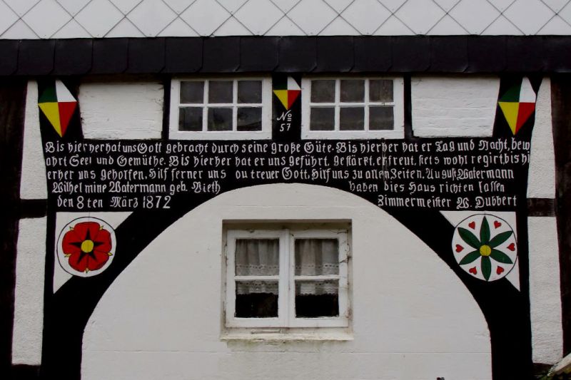 Datei:AlteDorfstrasse57 060909 2.jpg