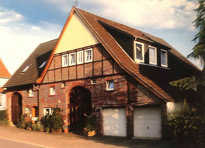 Datei:Wellentrup Nr. 14, 2001.jpg