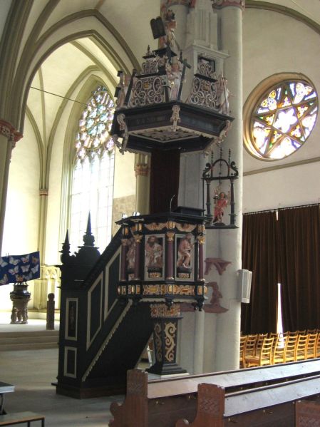 Datei:Kirche St. Marien Lemgo, Kanzel.jpg