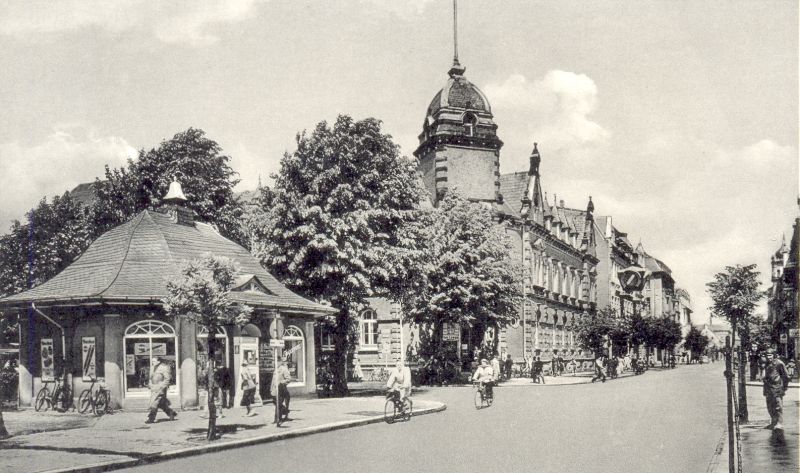 Datei:DT-Paulinen52-Post 1945 DT BA 1794.jpg