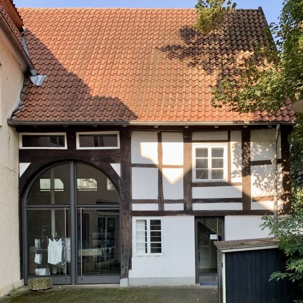 Datei:DT-Langestr28 JK2024.jpg