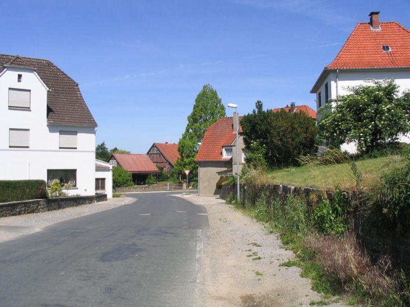 Datei:Niewalder Straße.jpg