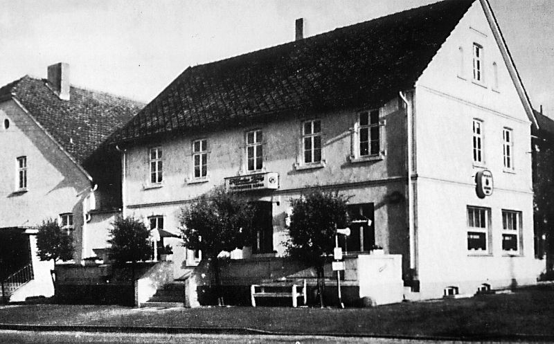 Datei:Ostmann Hörster Krug um 1970.jpg