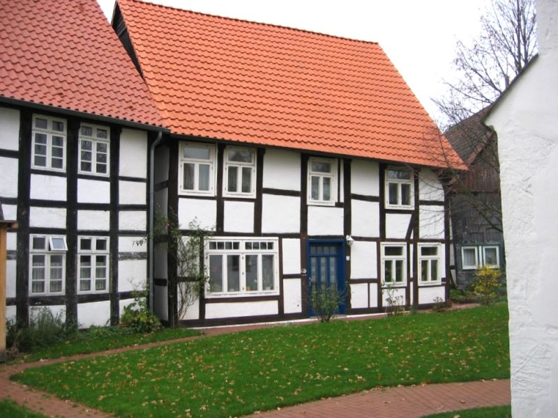 Datei:Marktstraße 24, Ansicht v. Kirchplatz.jpg