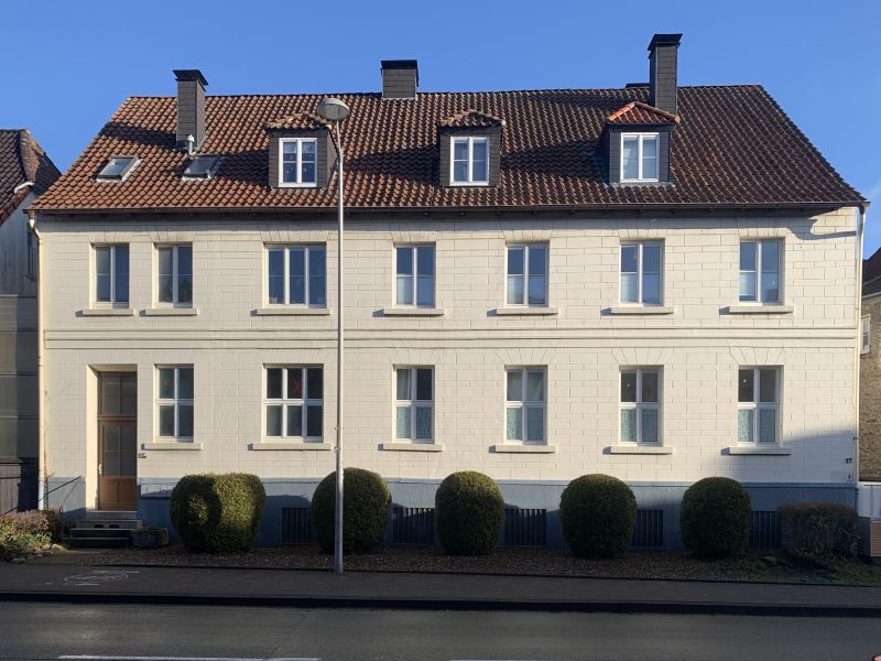 Datei:DT-Behringstr17+17a JK2025.jpg