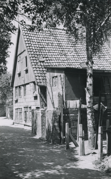 Datei:DT-Bruchmauerstr38 FrOum1955 BA DT-63-2.png