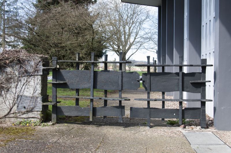 Datei:BRO-Friedhof-Rikus2 JK2023.jpg