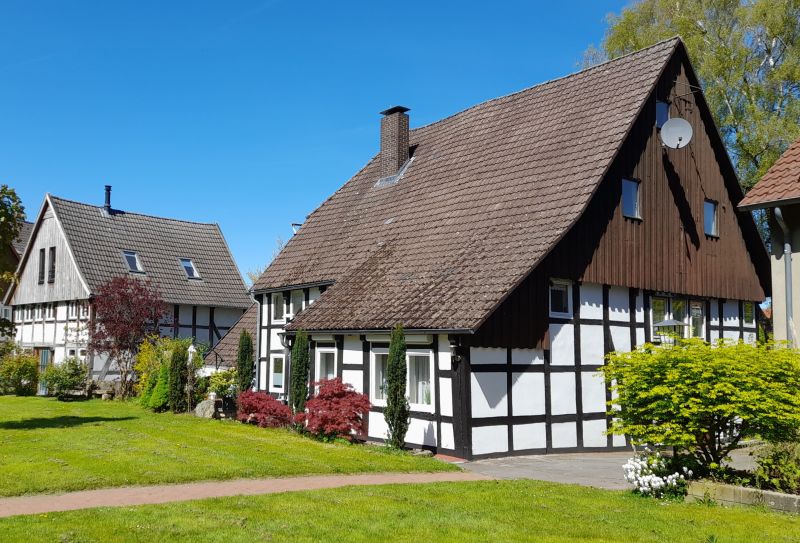 Datei:Kirchplatz 5 in Heiden.jpg