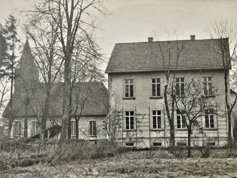Datei:Haustenbeck Pfarrhaus.jpg