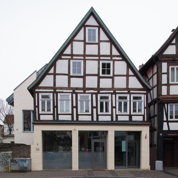 Datei:DT-Schülerstr13 JK2024.jpg