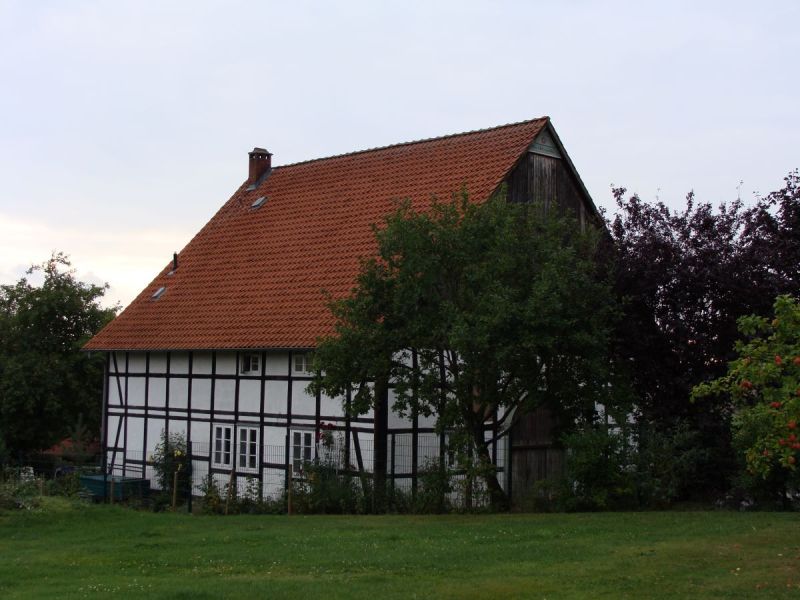 Datei:AlteDorfstrasse60 060909 2.jpg