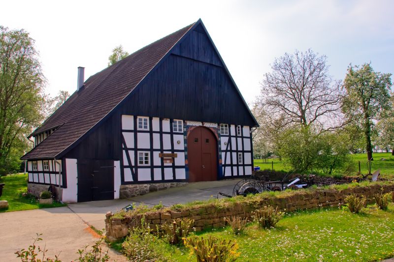 Datei:Heimathof Frontansicht.jpg