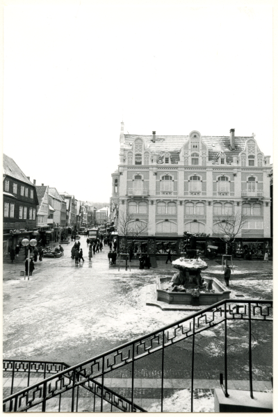 Datei:DT-Marktplatz1976 BADT-5-36.png
