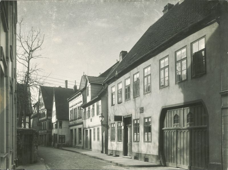 Datei:DT-UdWehme DT BA 310-1920.jpg