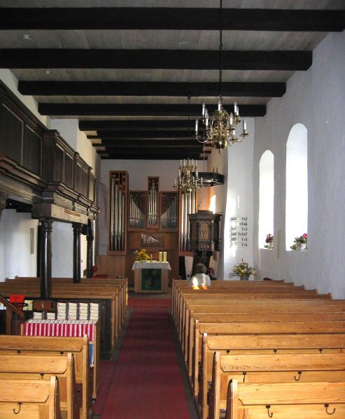Datei:Kirche in Elbrinxen innen, Tafel.jpg