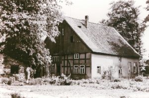 Augustdorf Nr 90 Wohngebäude 1957 58.jpg