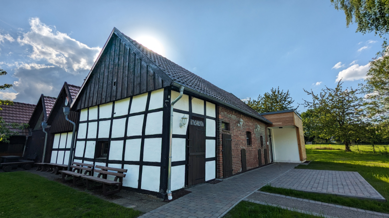 Datei:Backhaus-Heimathof-Leopoldshöhe-2024.png