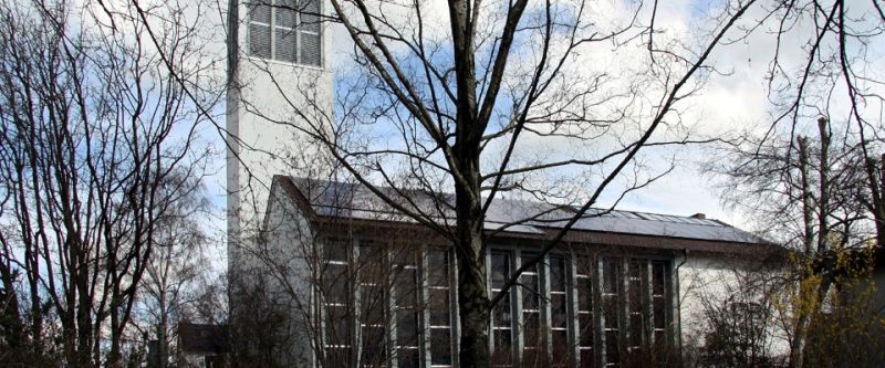 Datei:Ev.-ref. Kirche Retzen.jpg