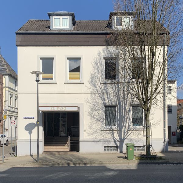 Datei:DT-Bismarckstr13 JK2025.jpg