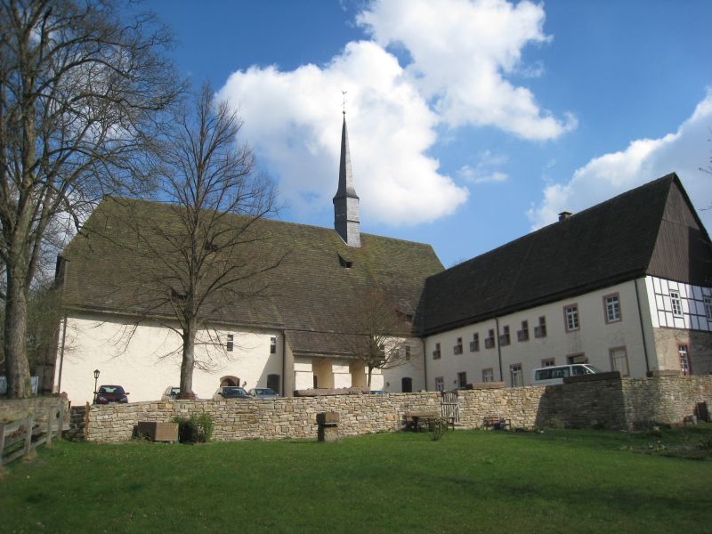 Datei:Kirche in Falkenhagen.jpg