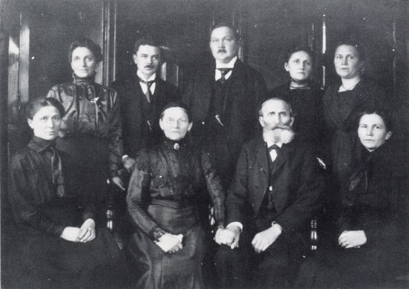 Datei:Fam Dietrich Wendiggensen 1922.jpg