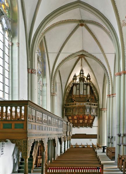 Datei:Schwalbennest -Orgel.jpg
