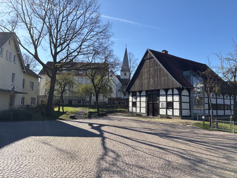 Datei:KT-Hhs AmMarkt-JK2026.jpg