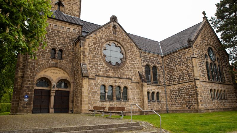 Datei:Erlöserkirche Bad Salzuflen.jpg