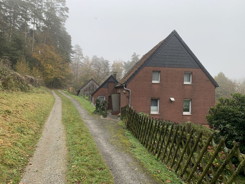 Datei:DT-Hk-Denkmalstr133 JK2024.jpg