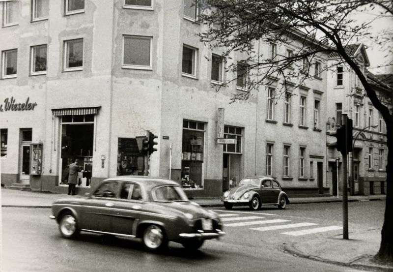 Datei:DT-Paulinenstr44Nord um1955.jpg