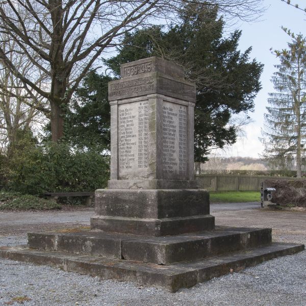 Datei:BRO-Kriegerdenkmal JK2023.jpg